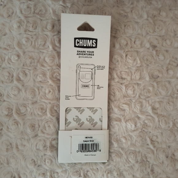 CHUMS The Keeper Phone Wallet -In Silver- Silicone Card Holder 3M Adhesive - Picture 2 of 4